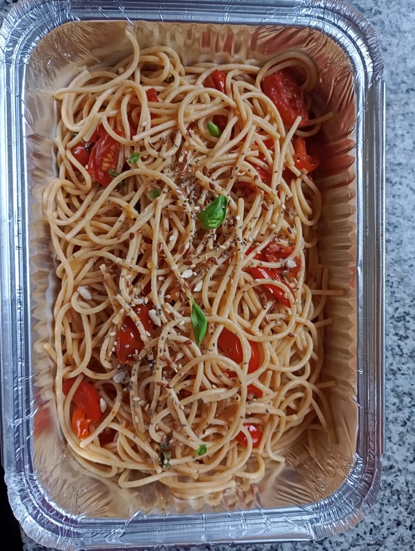 Pasta integral con tomates